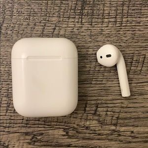 Right Ear AirPod with Charge Case-2nd Gen